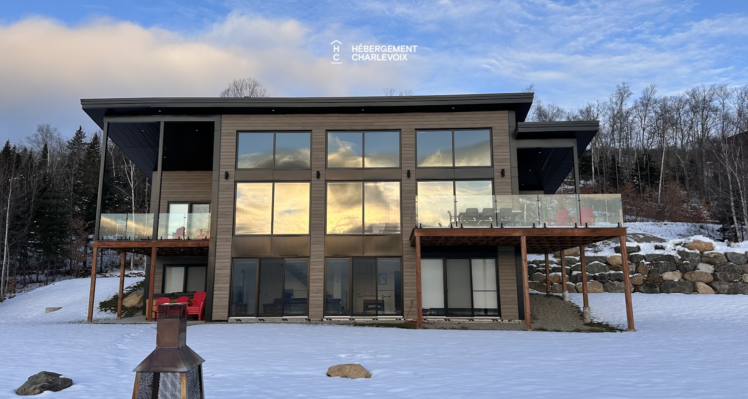 SHA-41 - Magnifique chalet NEUF, moderne avec vue spectaculaire